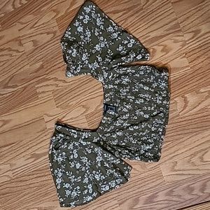 Forever 21 Floral Crop Top Smocked Bodice Short Flounce Sleeves Women's Medium